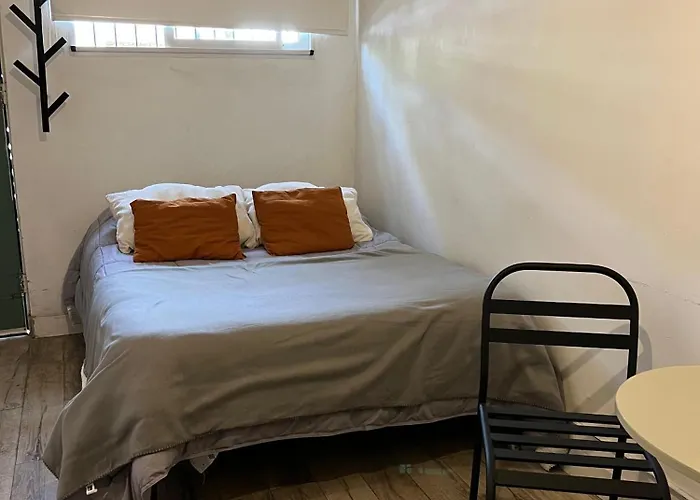 Monoambiente En Zona Residencial